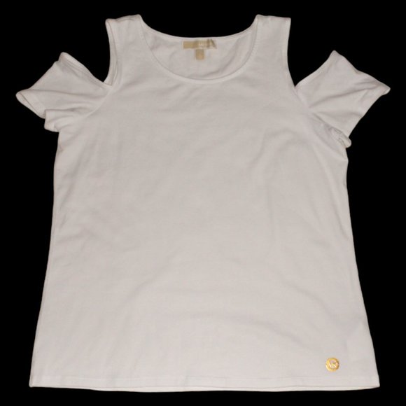 Hot summer, cold shoulder! - Picture 2 of 12